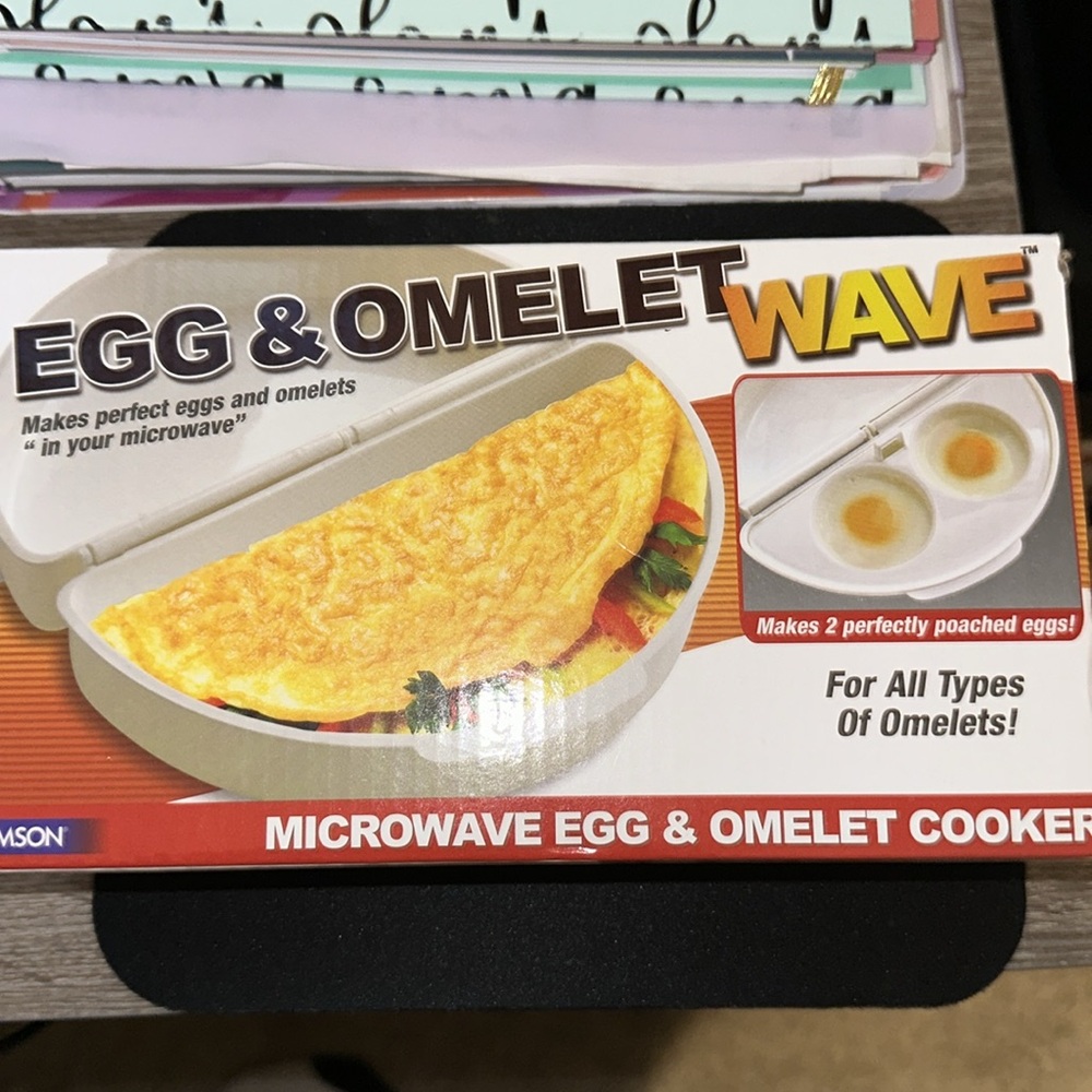 Egg and omelette wave New